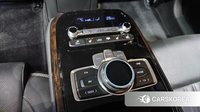 Genesis G90 id 3766415 из Кореи 9