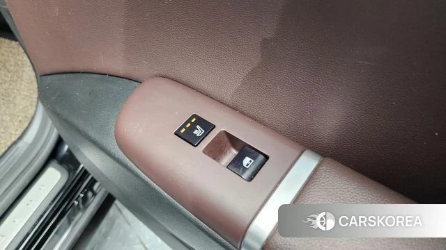 Hyundai Grandeur (GN7) id 3806021 из Кореи 9