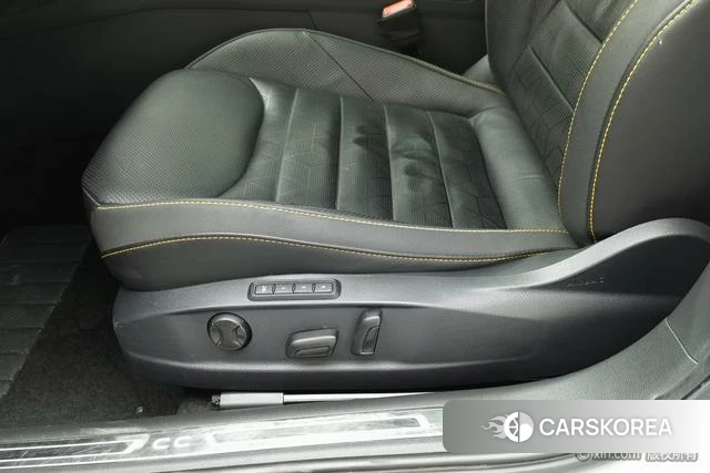 Volkswagen CC id 4290748 из Китая 9