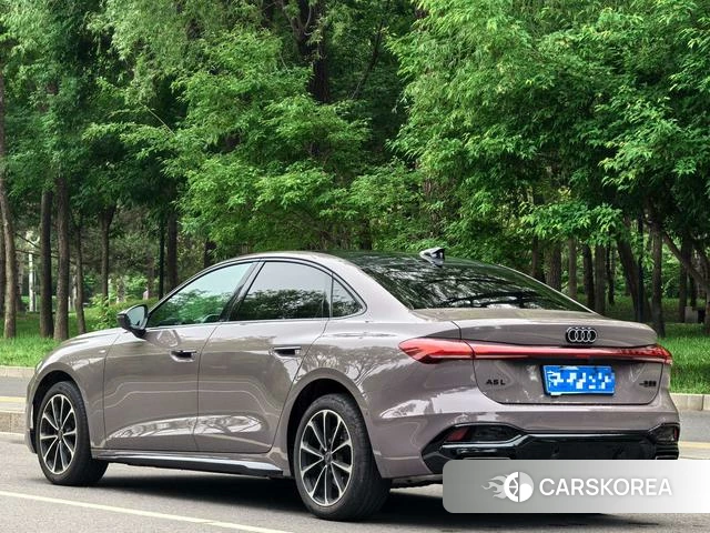 Audi A5L id 4348985 из Китая 9