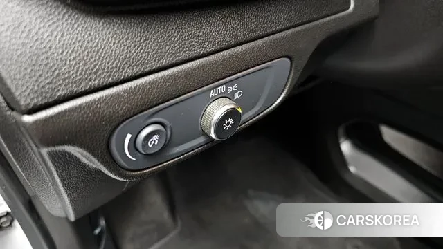 Chevrolet (GM Daewoo) New Bolt EV id 3596908 из Кореи 9