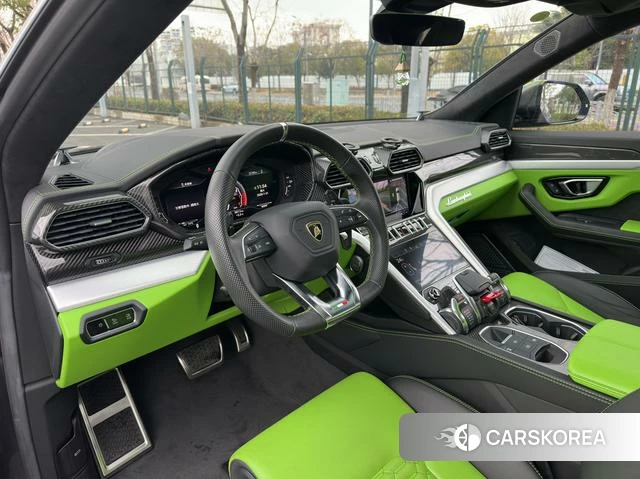 Lamborghini Urus id 4239744 из Китая 9