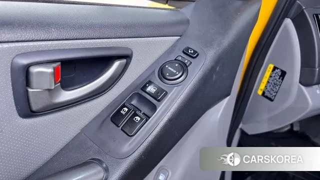 Hyundai The New Grand Starex id 2480119 из Кореи 9