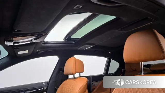 BMW 7 Series (G11) id 3407022 из Кореи 9