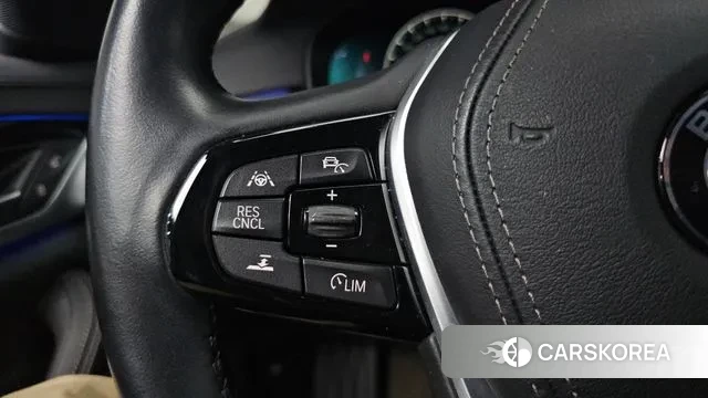 BMW 5 Series (G30) id 3760760 из Кореи 9