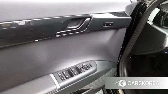 Hyundai Grandeur Hybrid (GN7) id 3279630 из Кореи 9