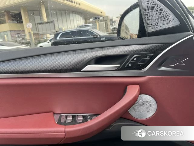 BMW X3 id 4221264 из Китая 9