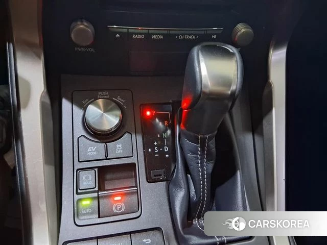 Lexus NX300h id 4615496 из Кореи 9