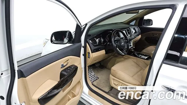 Kia The New Carnival id 2488830 из Кореи 9