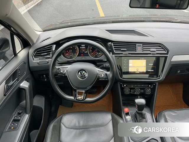 Volkswagen Tiguan L id 4290865 из Китая 9