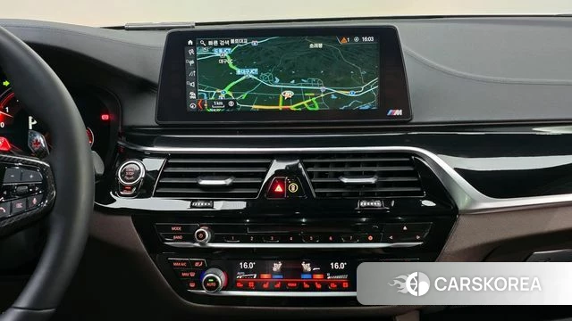 BMW 5 Series (G30) id 4345640 из Кореи 9