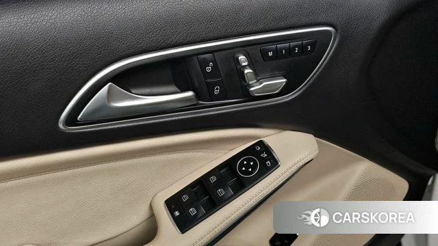 Mercedes-Benz GLA-Class X156 id 3814180 из Кореи 9