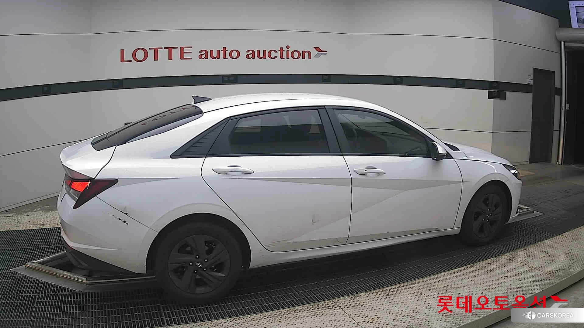 Hyundai Avante Hybrid id 4902383 из Кореи 9