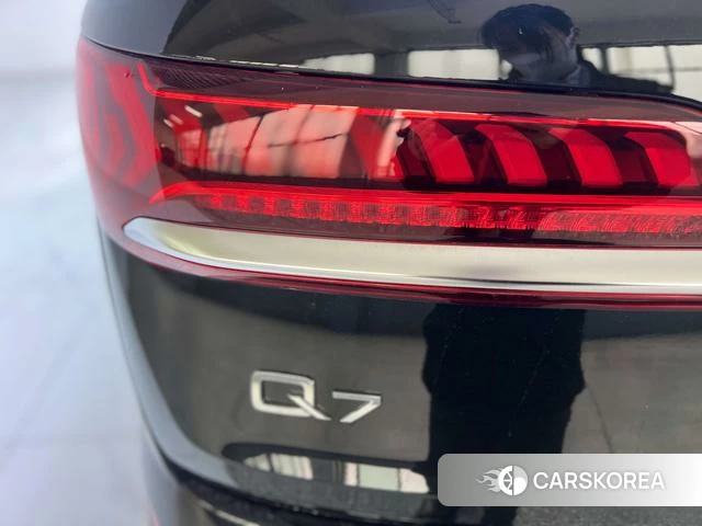 Audi Q7 id 4217372 из Китая 9