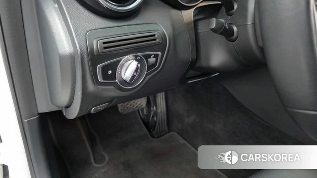 Mercedes-Benz C-Class W205 id 4632774 из Кореи 9