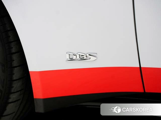 Aston Martin DBS id 4239348 из Китая 9