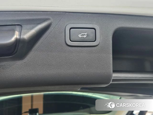 Land Rover Discovery Sports id 3853234 из Кореи 9