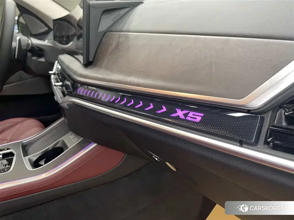 BMW X5 id 4570770 из Китая 9