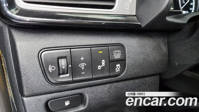 Kia Niro id 2819056 из Кореи 9