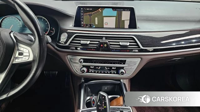 BMW 7 Series (G11) id 4672357 из Кореи 9