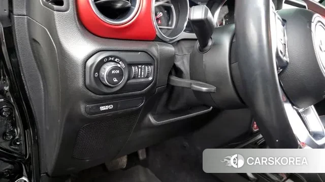 Jeep Gladiator (JT) id 3530117 из Кореи 9