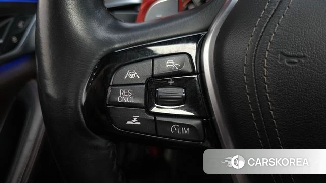 BMW 5 Series (G30) id 3917480 из Кореи 9