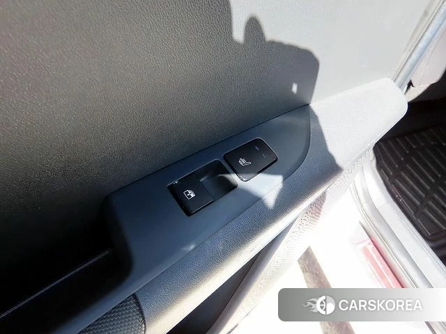Kia Di Ol Nu Niro id 4941826 из Кореи 9