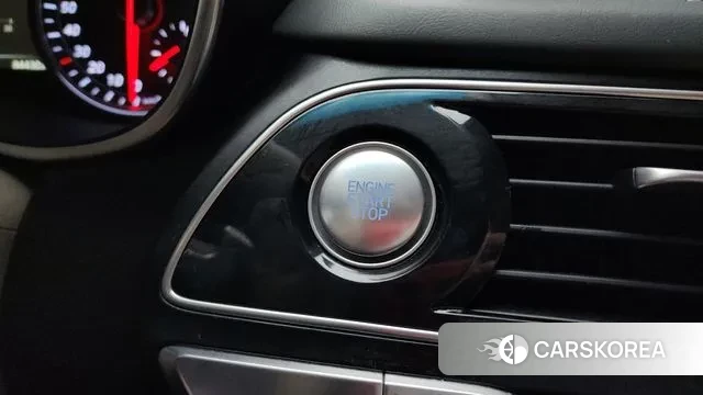 Genesis G70 id 3530741 из Кореи 9