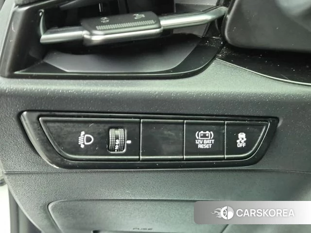 Kia Di Ol Nu Niro id 4872046 из Кореи 9