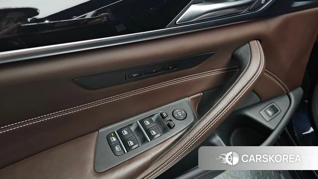 BMW 5 Series (G30) id 4390450 из Кореи 9