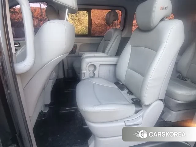 Hyundai The New Grand Starex id 3380383 из Кореи 9