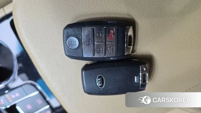 Kia The New Carnival id 3504995 из Кореи 9