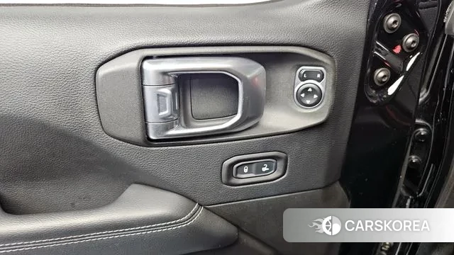 Jeep Wrangler (JL) id 3449447 из Кореи 9