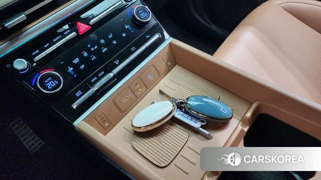 Hyundai Santa Fe (MX5) id 4853988 из Кореи 9