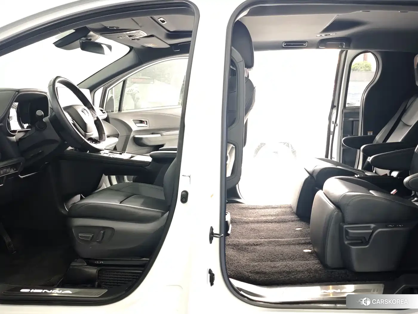 Toyota Sienna id 4599504 из Китая 9