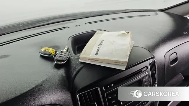 Hyundai The New Grand Starex id 3402146 из Кореи 9