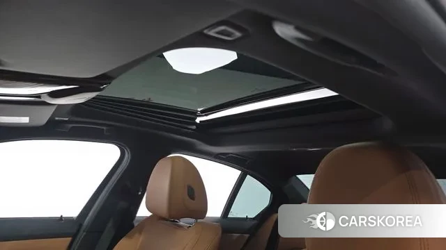 BMW 3 Series (G20) id 3560687 из Кореи 9