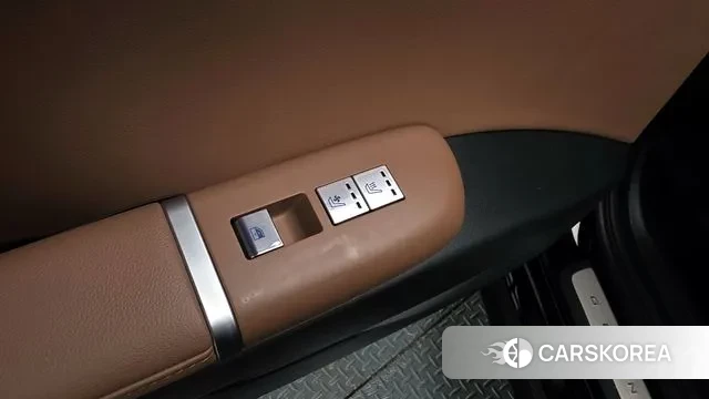 Hyundai Grandeur (GN7) id 3388390 из Кореи 9