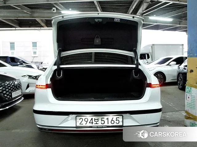 Hyundai Grandeur (GN7) id 3512872 из Кореи 9