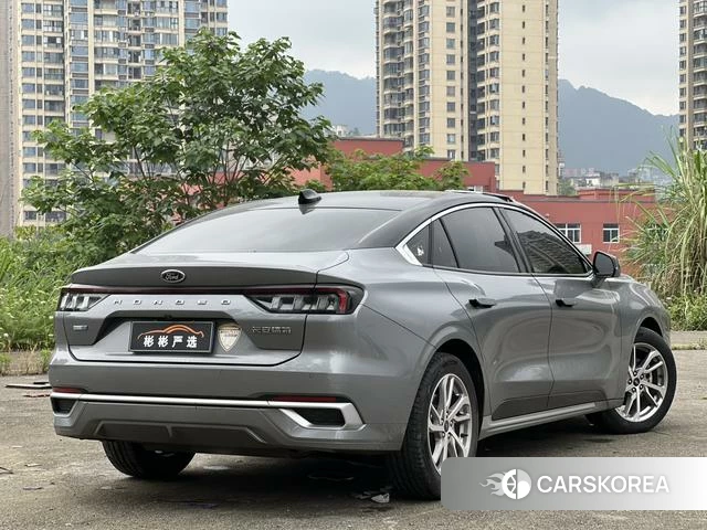 Ford Mondeo id 4368354 из Китая 9