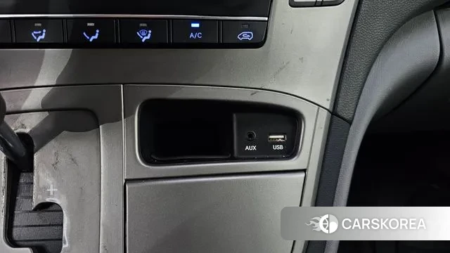 Hyundai The New Grand Starex id 3033910 из Кореи 9