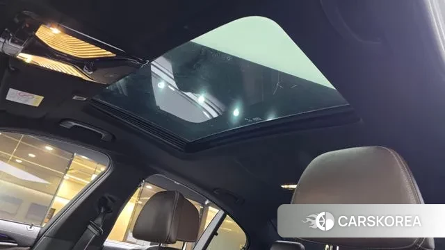 BMW 5 Series (G30) id 3598101 из Кореи 9