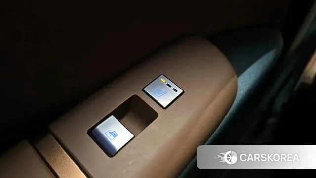 Hyundai Grandeur (GN7) id 3359957 из Кореи 9