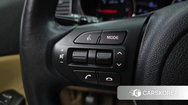 Kia The New Carnival id 4684141 из Кореи 9