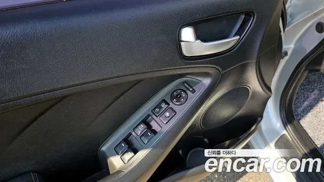 Kia The New K3 id 2521102 из Кореи 9