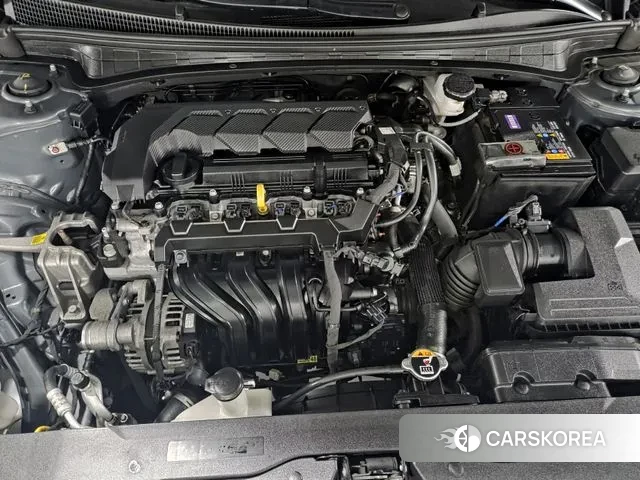 Hyundai Avante (CN7) id 3453995 из Кореи 9