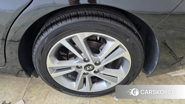 Hyundai Avante AD id 4596442 из Кореи 9