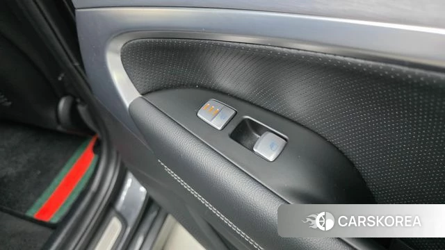 Genesis G70 id 3846049 из Кореи 9