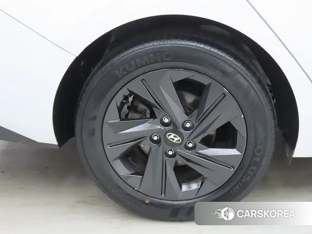 Hyundai Avante Hybrid (CN7) id 3635740 из Кореи 9