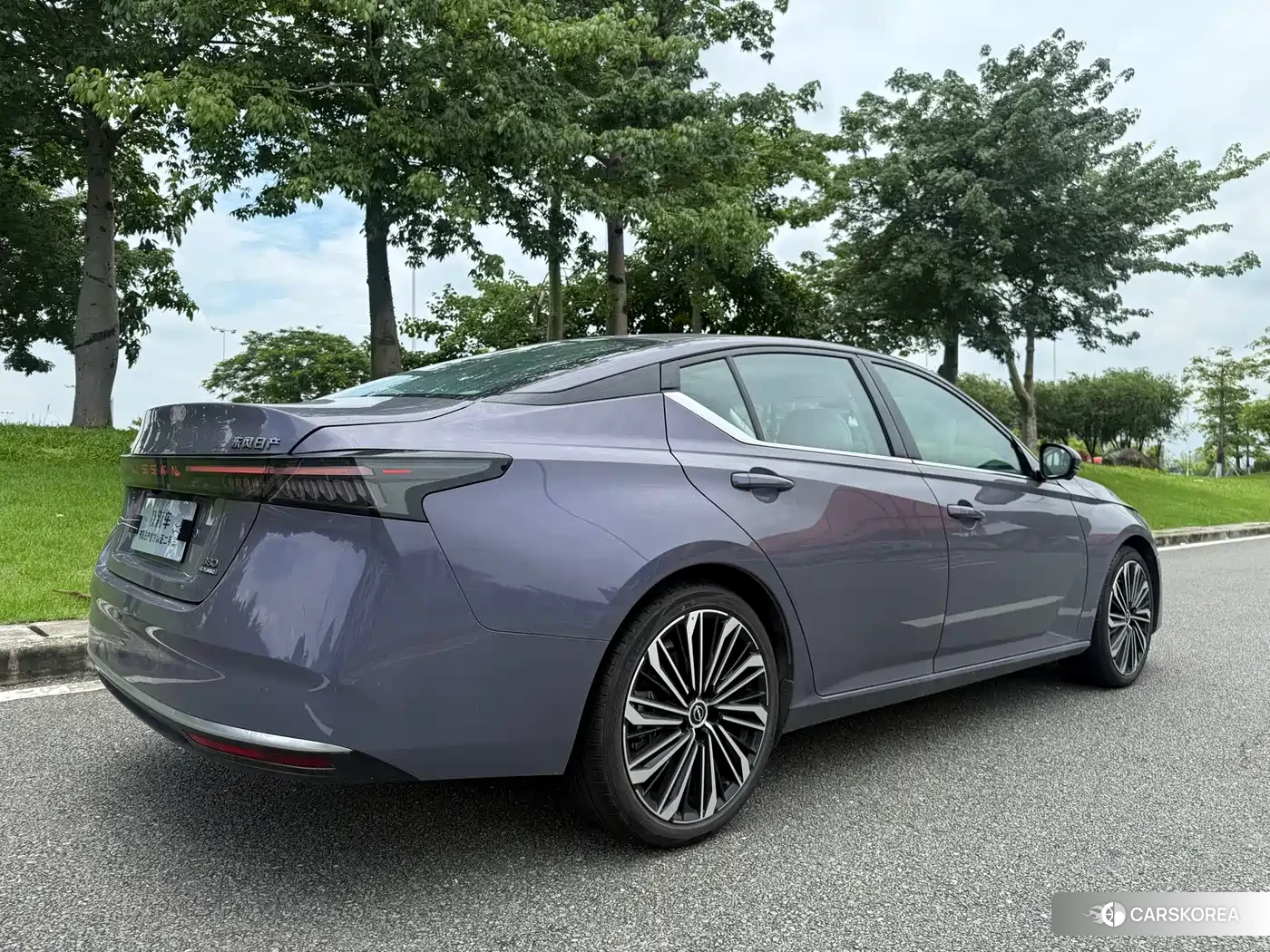 Nissan Teana id 4578347 из Китая 9